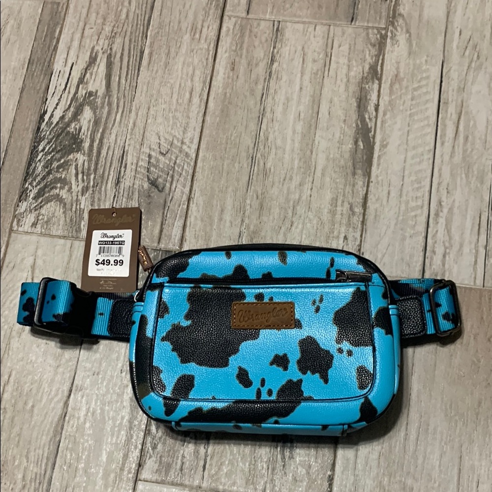 Blue and Black Crossbody Bag NWT Wrangler bag